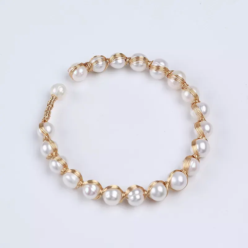 Exquisite Natural Freshwater Pearl and Gold Plated color fitting Hand-making Bracelet product photo 5
