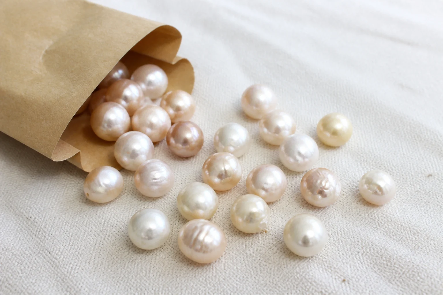 Representative freshwater pearl sample prepared for purchase order approval